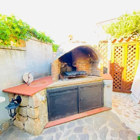 San Teodoro Viii Con Bbq, A/c E Wifi Holiday home *